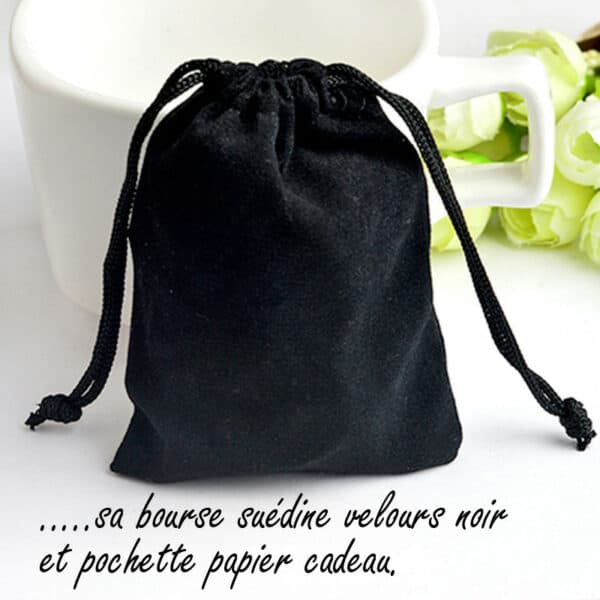 Gravure d'un message sur bijou – Image 8